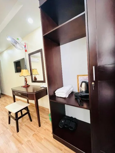 Tom's Hotel – Photos 3